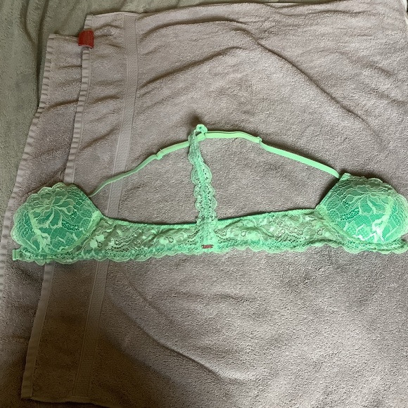 PINK Victoria’s Secret Green Lace Date Racerback Push-Up Bra. Size 32A - Picture 6 of 9